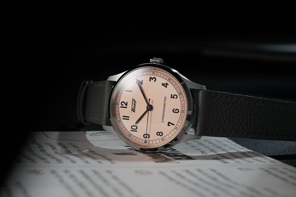 TISSOT 天梭廣告款 官方授權 Heritage 1938 COSC 天文台認證機械錶-鮭魚粉/39mm T1424641633200
